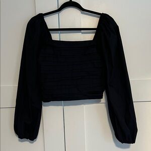 Abercrombie & Fitch Long-Sleeve Ruched
Bodice Puff Sleeve Top